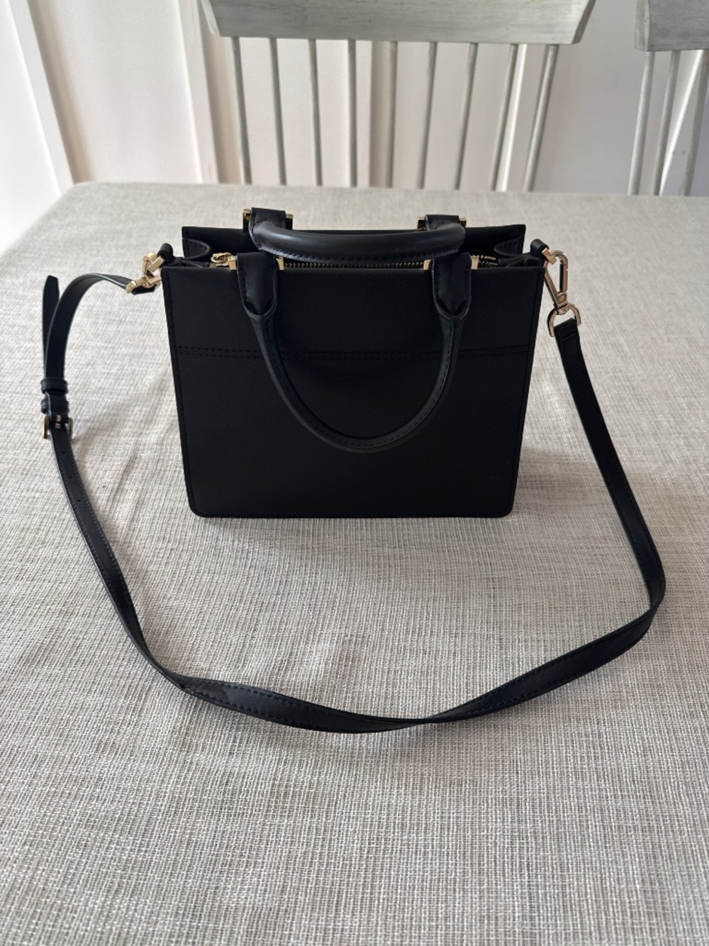 Michael Kors purse - Picture 2 of 4